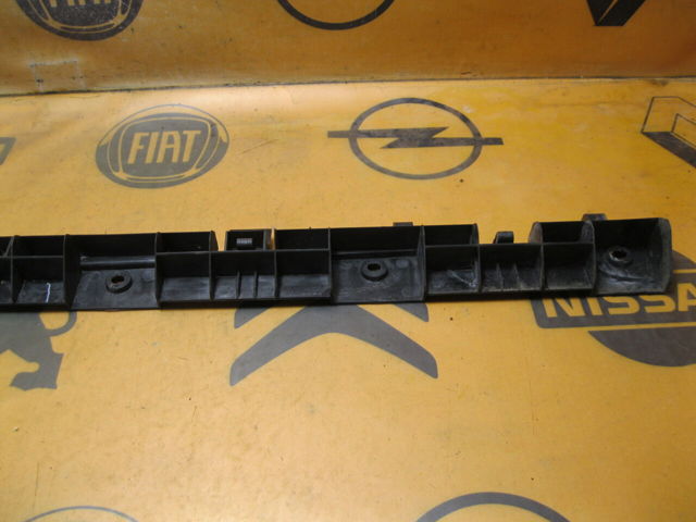 A1646982827 MERCEDES Кронштейн наружной накладки порога правой купить в Сумы