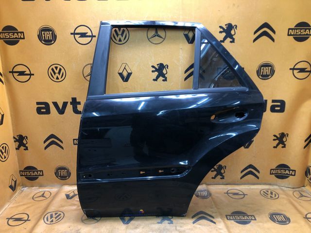A1647300105 MERCEDES Дверь задняя левая купить в Ирпень
