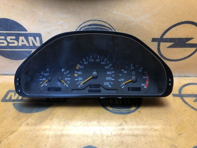 Приборная доска A2024401011 MERCEDES