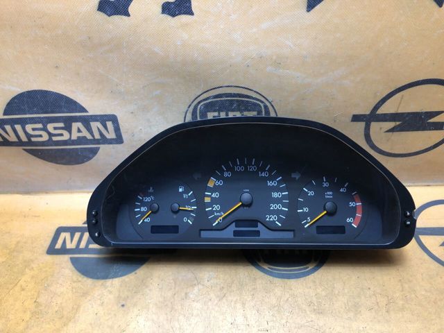 Щиток приборов A2025407748 MERCEDES