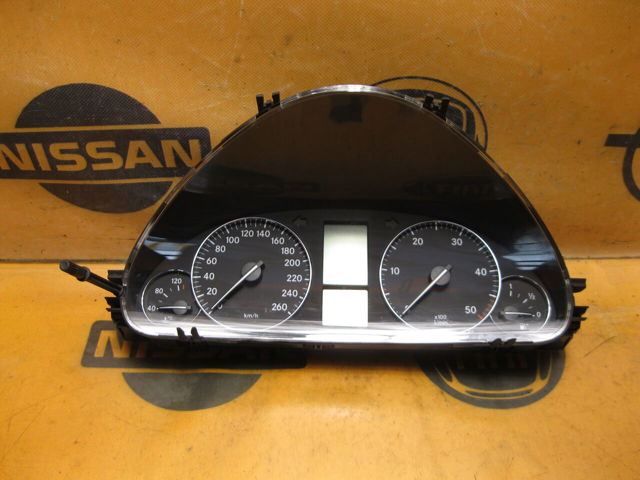 Щиток приборов A2035404947 MERCEDES