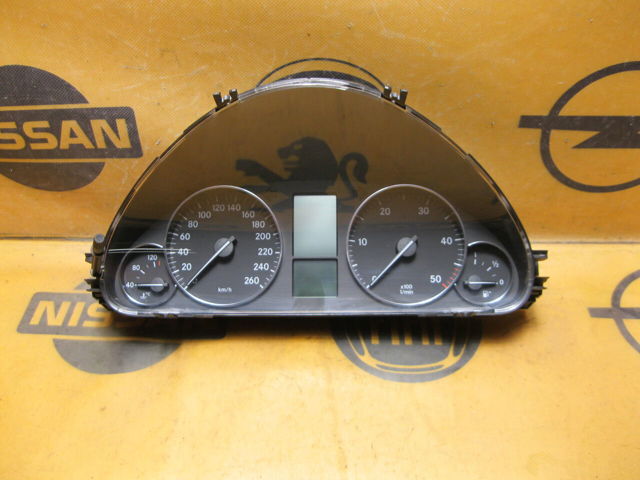 Приборная доска A2035409747 MERCEDES