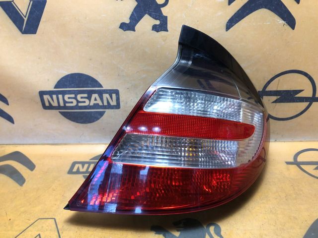 Задняя правая фара A2038202664 MERCEDES
