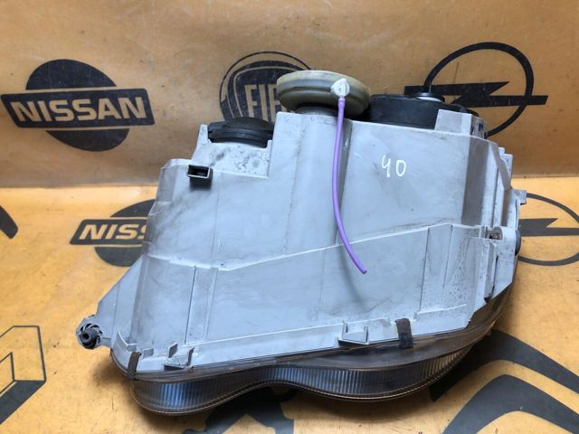 Правая блок фара A2038203261 MERCEDES