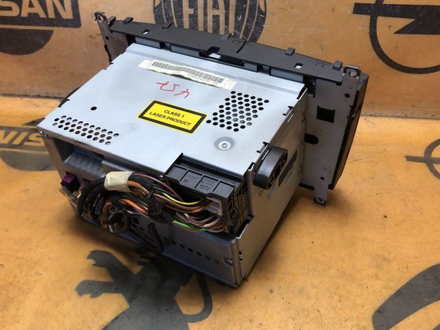 A2038273842 MERCEDES Магнитола (радио AM/FM) купить в Николаев