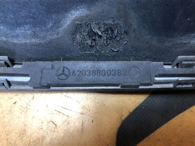 MERCEDES A2038800383 Решетка радиатора в наличии Запорожье