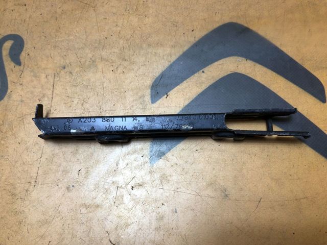MERCEDES A2038801114 Кронштейн бампера переднего левый в наличии Николаев
