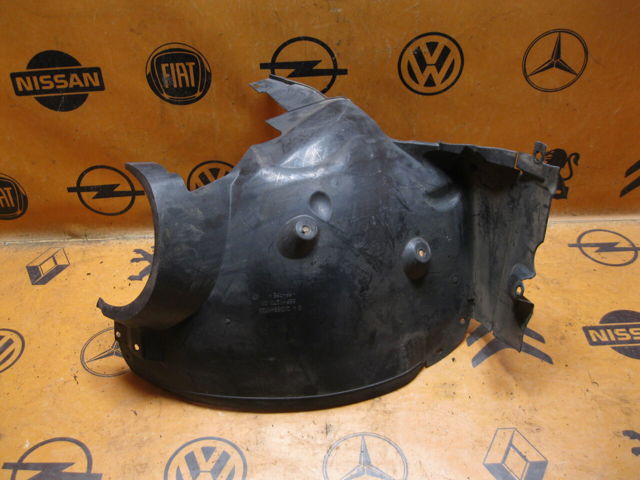 Подкрылок переднего крыла, левый задний A2038841722 MERCEDES