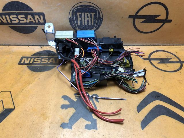 Блок управления сигналами SAM A2045458401 MERCEDES