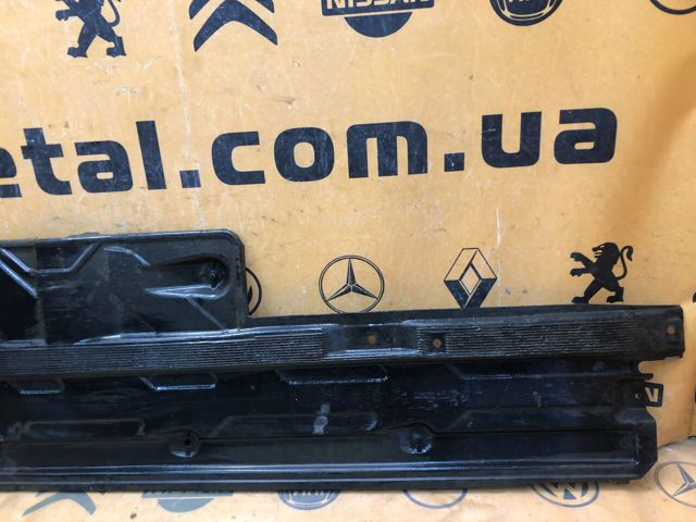 A2046100108 MERCEDES Защита днища левая купить в Николаев