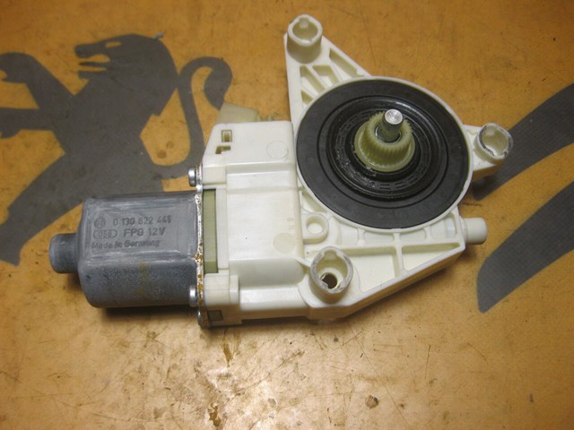 Б/у моторчик стеклоподъемника передний левый mercedes-benz c-class (w204) (2007-2014) код: 33769 A2048200142