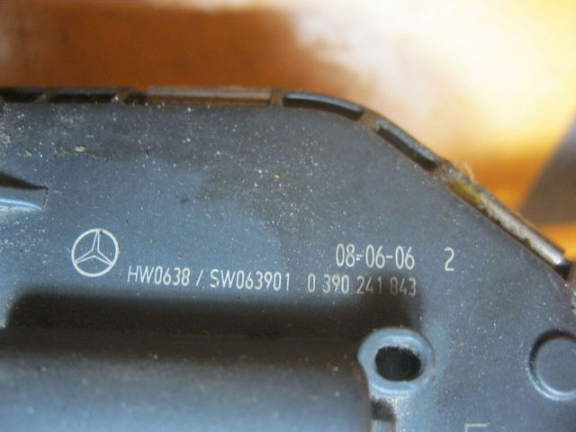 MERCEDES A2048201040 Трапеция стеклоочистителя в наличии Чернигов