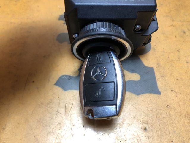 MERCEDES 2079052600 в наличии Львов