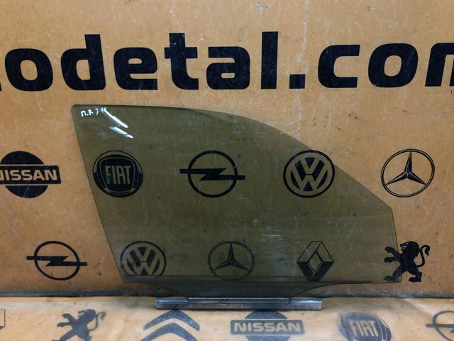 MERCEDES A2107200218 Стекло-форточка двери передней правой в наличии Винница