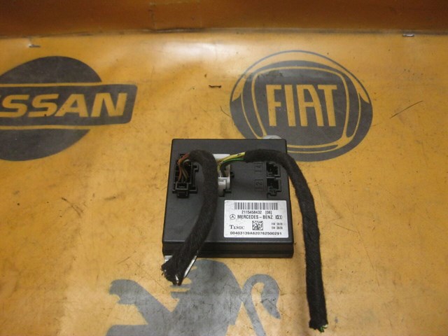 Блок управления сигналами SAM A2115458432 MERCEDES