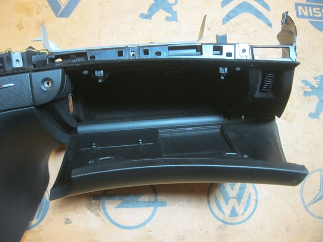 MERCEDES A2116802487 в наличии Львов