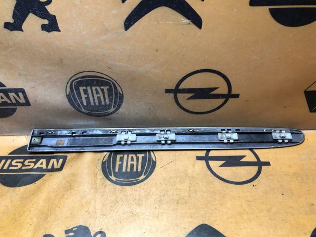 A2116901462 MERCEDES Молдинг задней левой двери купить в Украина