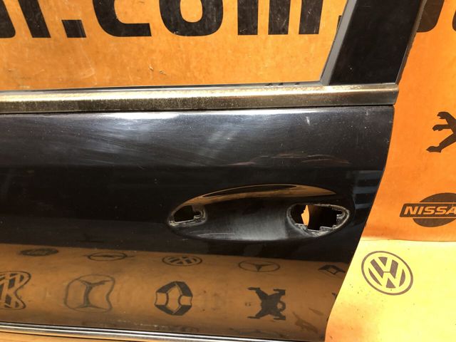 Водительская дверь A2117201305 MERCEDES