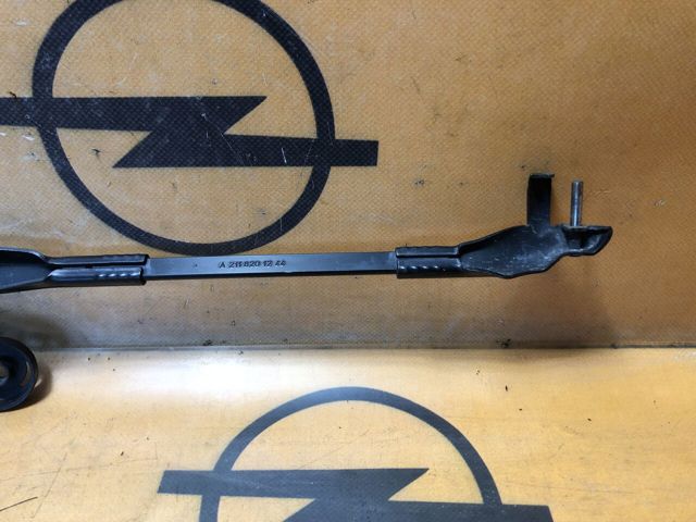 A2118201244 MERCEDES Поводок стеклоочистителя купить в Каменское