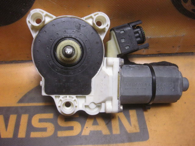 Б/у моторчик стеклоподъёмника задний левый mercedes-benz e-class w211 (2002-2009) код: 36463 A2118202342