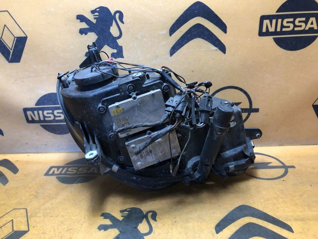 Фара левая передняя A2118202961 MERCEDES