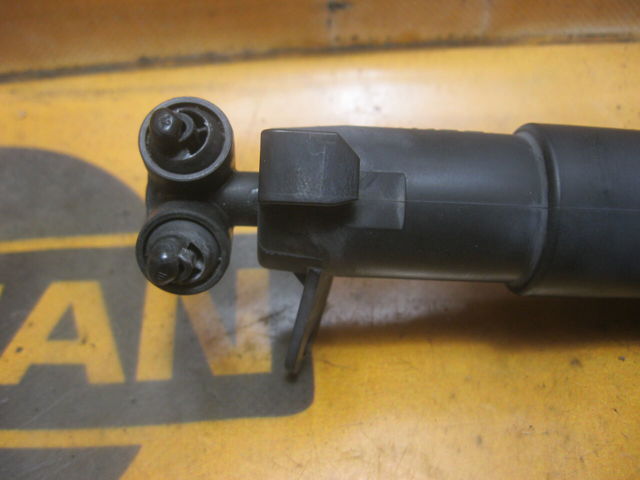 A2118600547 MERCEDES Форсунка омывателя фары передней левой купить в Николаев