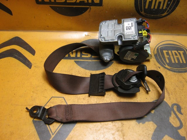 Ремень безопасности передний правый A2118604286 MERCEDES