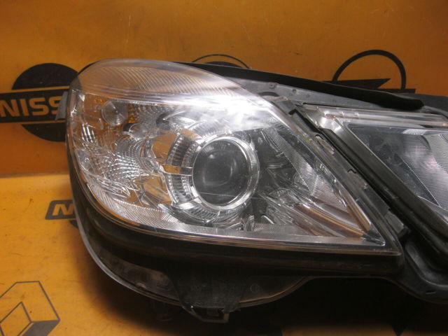 MERCEDES A2128200261 Фара правая в наличии Харьков