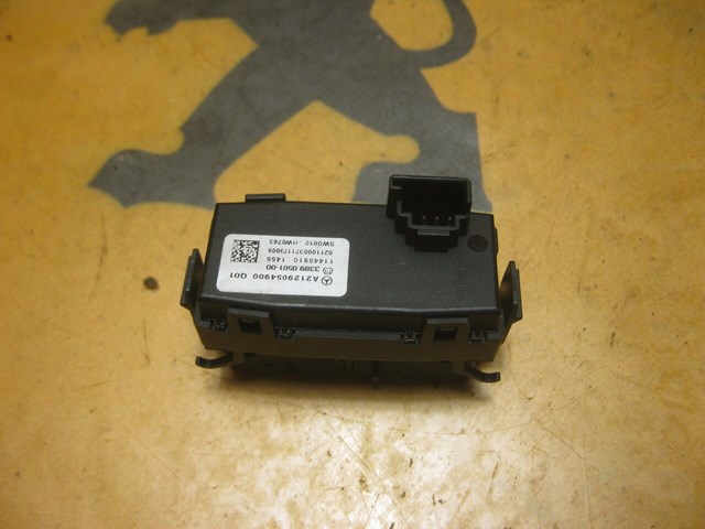 MERCEDES A2129054900 Блок кнопок центральной консоли в наличии Ирпень