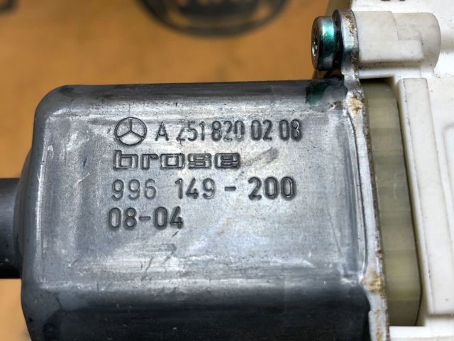 A2518200208 MERCEDES Мотор стеклоподъемника двери задней правой купить в Запорожье