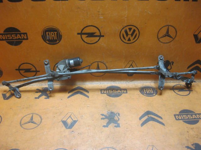 Трапеция щеток лобового стекла Mercedes Viano