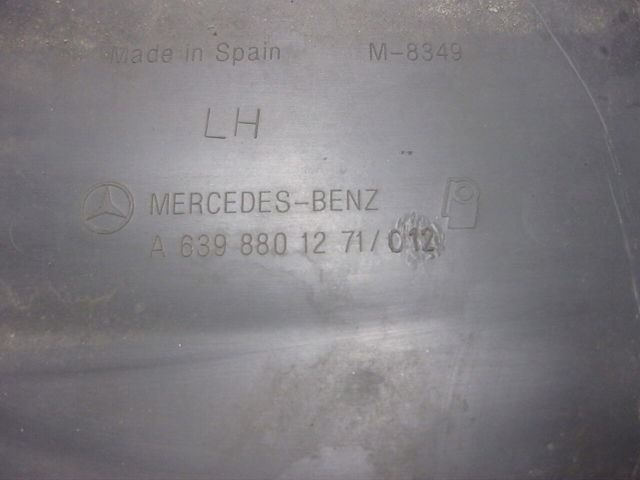 Бампер задний, левая часть A6398801271 MERCEDES