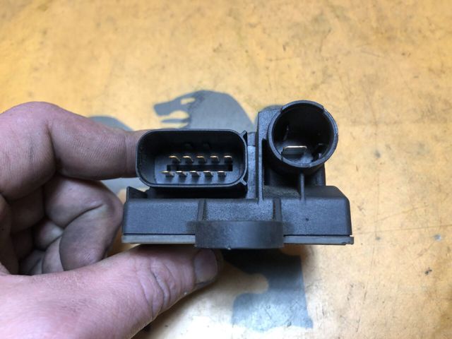MERCEDES 6519008802 Реле свечей накала в наличии Каменское