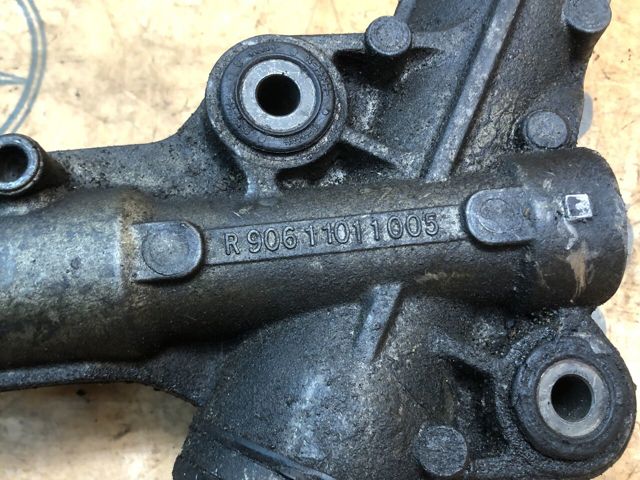 MERCEDES A9064601700 Рейка рулевая в наличии Ужгород