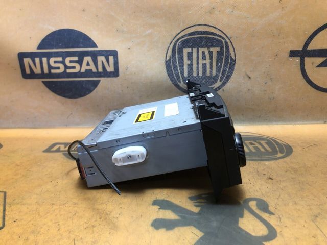 MERCEDES A9068200079 Магнитола в наличии Николаев