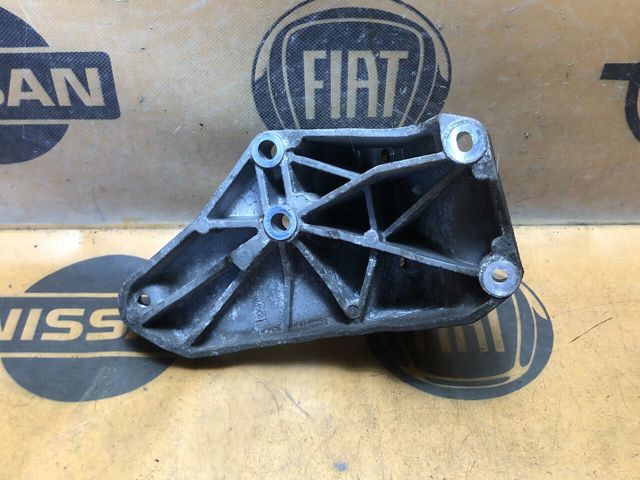 FORD BK3Q10239BB Кронштейн генератора в наличии Черкассы