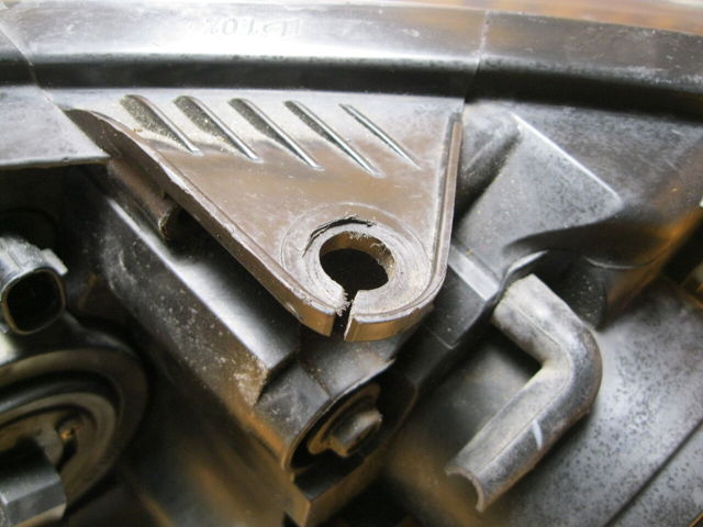 BP4K510K0D MAZDA Фара правая купить в Кривой Рог