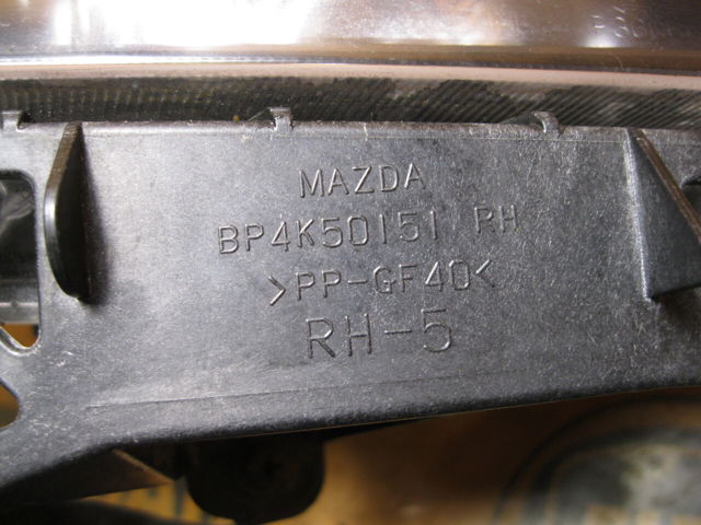 MAZDA BP4K510K0D Фара правая в наличии Ужгород