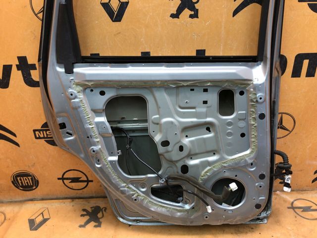 H21019U0MA NISSAN Дверь задняя левая купить в Ужгород