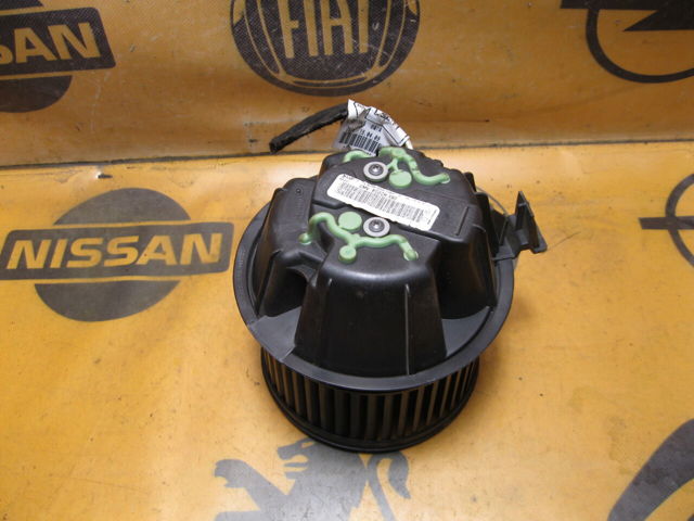 N106609Z RENAULT купить в Хмельницкий