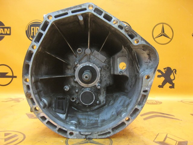 Механическая коробка переключения передач R2032610701 MERCEDES