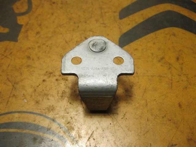 YC15V264A08AC FORD Петля-зацеп (ответная часть) замка сдвижной двери купить в Ужгород