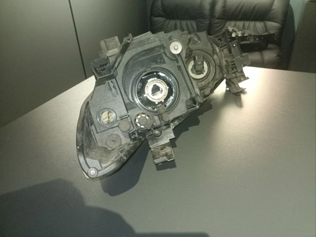 MAZDA GHR451030 Фара правая в наличии Павлоград