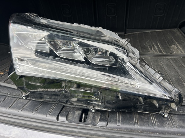 811100E290 Фара правая купить Одесса