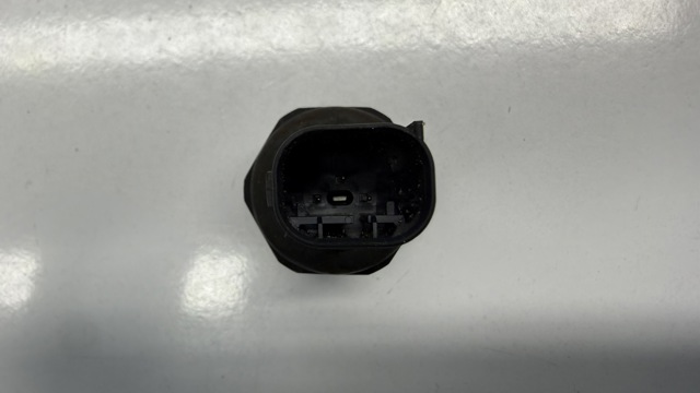 MERCEDES 0045429018 Датчик абсолютного давления кондиционера в наличии Киев