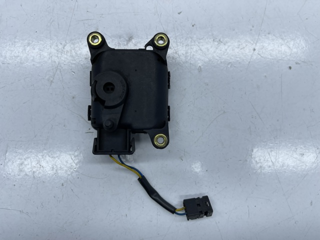 0132801108 BOSCH Привод заслонки печки купить в Днепр