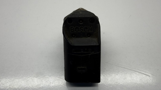 0281002497 BMW Датчик давления топлива купить в Черновцы