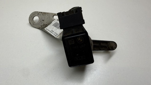 Датчик уровня положения кузова, передний правый 1093697 BMW