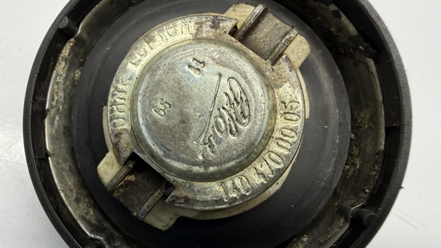 MERCEDES 1404700005 Крышка бензобака в наличии Харьков