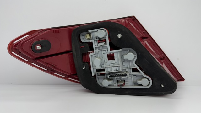 2048200264 MERCEDES Задний фонарь купить в Ужгород